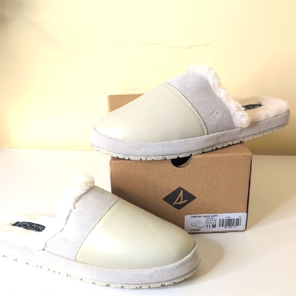 Sperry Women's 11 Cape May Mule Slipper In Ivory, NEW